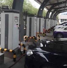 New energy 120KW DC mobile electric vehicle fast charging station